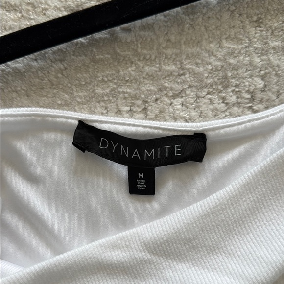 White Sleeveless Dress - Picture 9 of 10